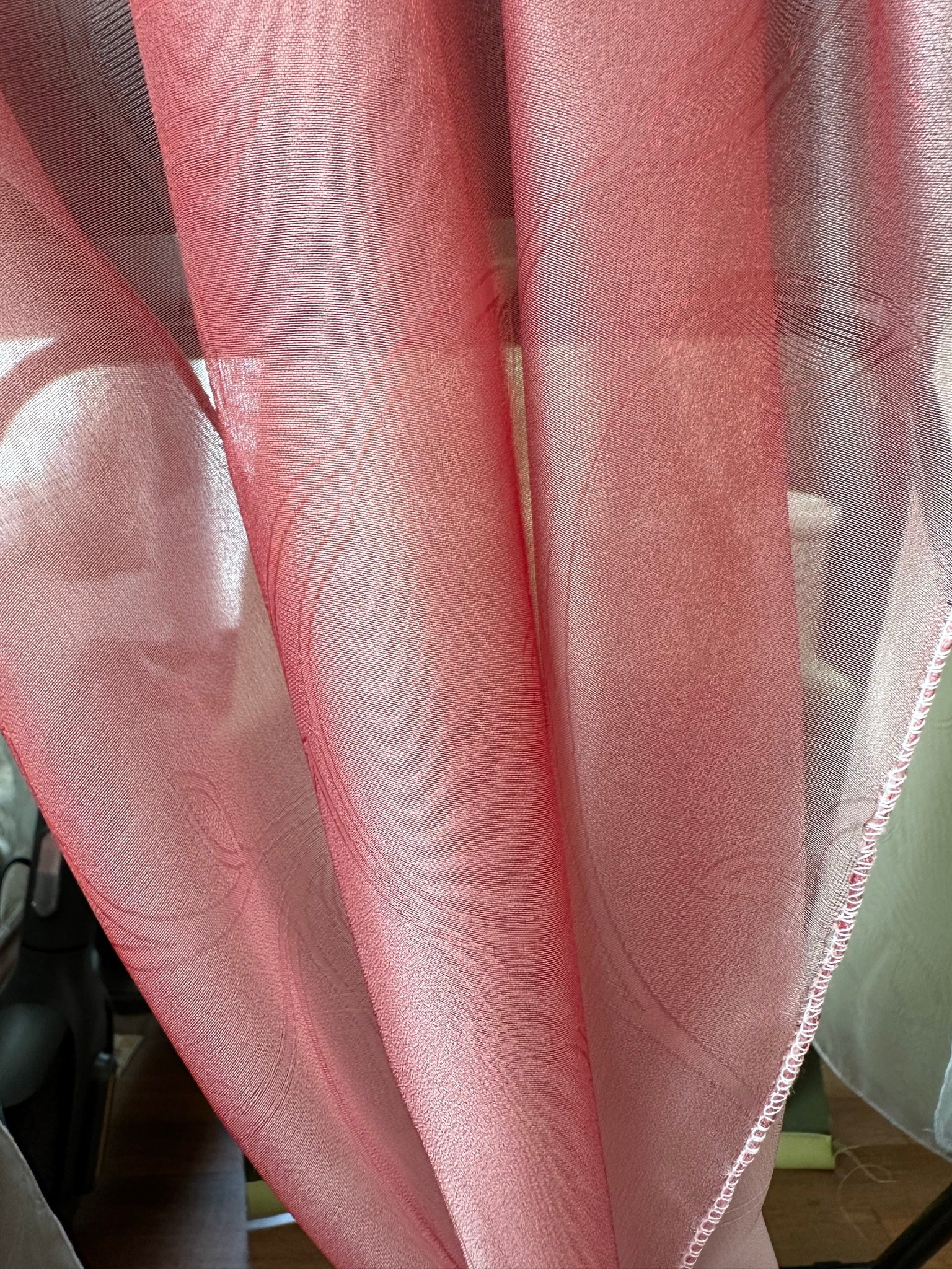 Ptextil - Тънко фино перде Орнаменти в червен цвят, с перделък Тънко фино перде Орнаменти в червен цвят, с перделък - Image 2