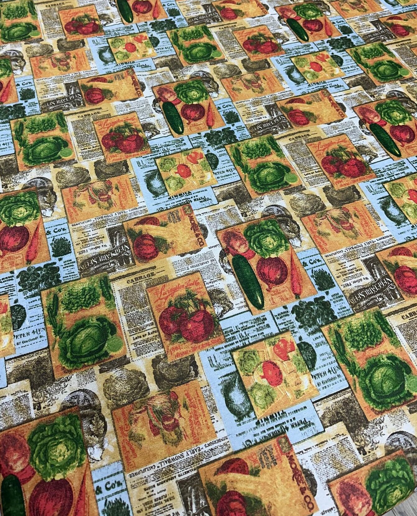 Ptextil - Покривка "Зеленчукова градина" Покривка "Зеленчукова градина"